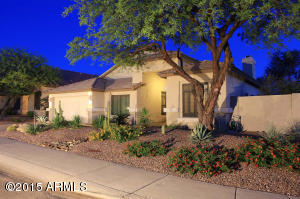 4207 E Hamblin Dr, Phoenix, AZ 85050 photo 4