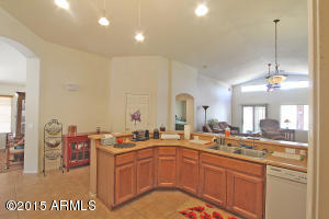 685 S Lanus Dr, Gilbert, AZ 85296 photo 4