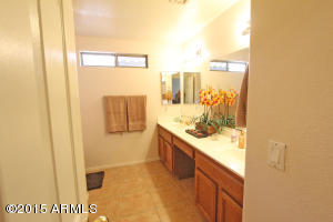 685 S Lanus Dr, Gilbert, AZ 85296 photo 15