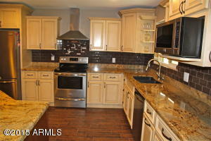 2241 E Lincoln Dr, Phoenix, AZ 85016 photo 1