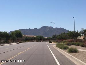 6647 S Garnet Way, Chandler, AZ 85249