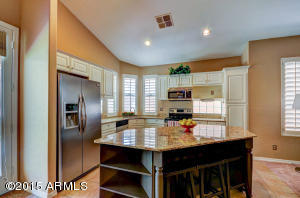 2427 E Silverwood Dr, Phoenix, AZ 85048 photo 5
