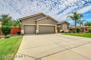 4448 E Arbor Dr, Gilbert, AZ 85298 photo 3