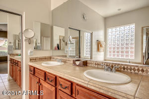 4448 E Arbor Dr, Gilbert, AZ 85298 photo 17