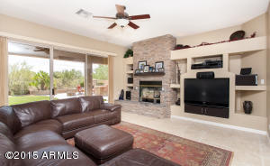 4363 E Lariat Ln, Phoenix, AZ 85050 photo 6