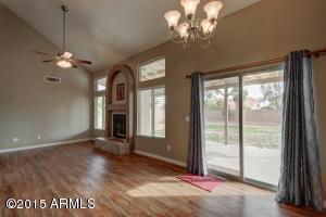 3905 E Graythorn St, Phoenix, AZ 85044 photo 12