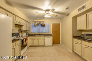250 E Pinon Way, Gilbert, AZ 85234 photo 6