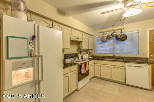 250 E Pinon Way, Gilbert, AZ 85234 photo 8