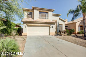1448 E Black Diamond Dr, Gilbert, AZ 85296 photo 2