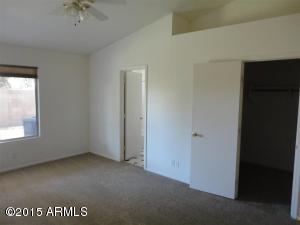 2103 E Temple Ct, Gilbert, AZ 85296 photo 4