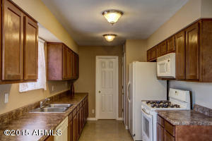 3237 W Eugie Ave, Phoenix, AZ 85029 photo 4