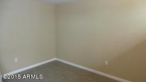 817 E Desert Dr S, Phoenix, AZ 85042 photo 10