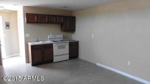 817 E Desert Dr S, Phoenix, AZ 85042 photo 8