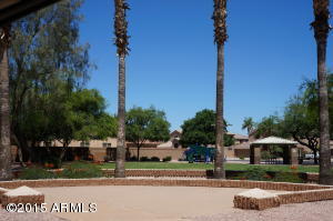 867 S Modine Ln, Gilbert, AZ 85296 photo 2