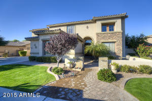 3904 E Ravenswood Dr, Gilbert, AZ 85298 photo 2
