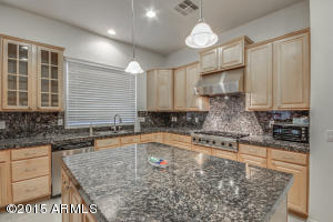 544 Elgin Ct, Gilbert, AZ 85295 photo 9