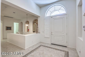 544 Elgin Ct, Gilbert, AZ 85295 photo 3