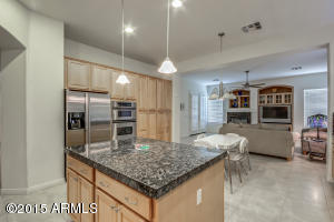 544 Elgin Ct, Gilbert, AZ 85295 photo 12