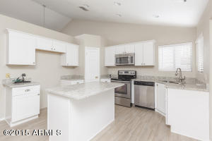 3306 E Hiddenview Dr, Phoenix, AZ 85048 photo 3