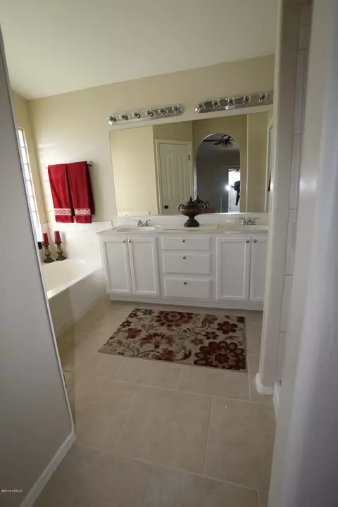 302 E Ivy St, Mesa, AZ 85201 photo 9