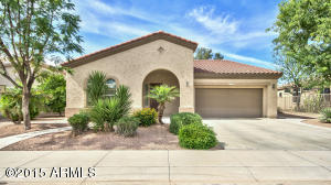 4732 E Carob Dr, Gilbert, AZ 85298 photo 2