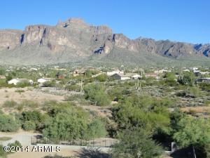 933 N Roadrunner Rd, Apache Junction, AZ 85119 photo 2