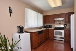 1102 E Carter Dr, Tempe, AZ 85282 photo 4