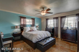 2304 E Heatherbrae Dr, Phoenix, AZ 85016 photo 8