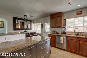 2304 E Heatherbrae Dr, Phoenix, AZ 85016 photo 18