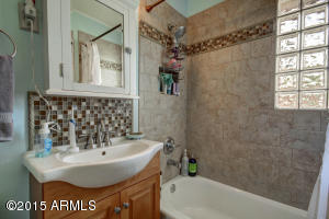 2304 E Heatherbrae Dr, Phoenix, AZ 85016 photo 10