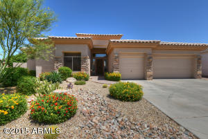 758 W Desert Ave, Gilbert, AZ 85233 photo 1