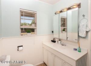 109 E Tuckey Ln, Phoenix, AZ 85012 photo 12
