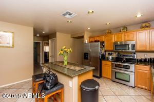 1129 E Beth Dr, Phoenix, AZ 85042 photo 2