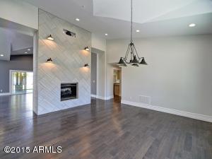 3702 E Orange Dr, Phoenix, AZ 85018 photo 4