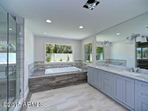 3702 E Orange Dr, Phoenix, AZ 85018 photo 14
