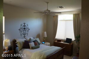 545 E Cantebria Dr, Gilbert, AZ 85296 photo 24