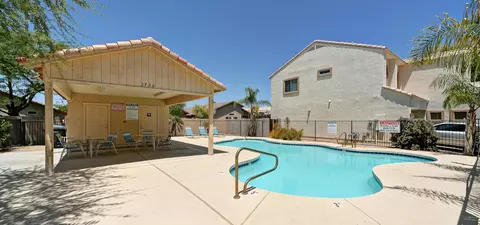 2705 E Schiliro Cir, Phoenix, AZ 85032 photo 22