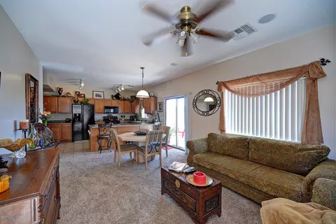 2705 E Schiliro Cir, Phoenix, AZ 85032 photo 4