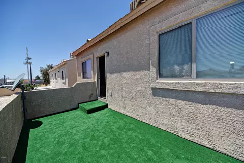 2705 E Schiliro Cir, Phoenix, AZ 85032 photo 16