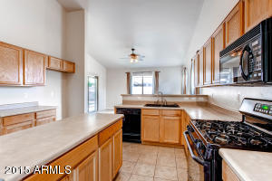 1194 E Mary Ln, Gilbert, AZ 85295 photo 12