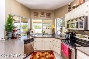 418 N Cobblestone St, Gilbert, AZ 85234 photo 5