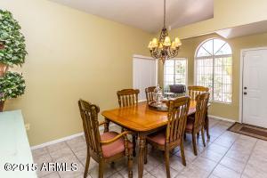418 N Cobblestone St, Gilbert, AZ 85234 photo 8