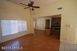 3940 E Branham Ln, Phoenix, AZ 85042 photo 5