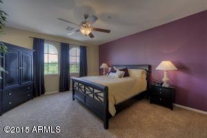 3923 E Cat Balue Dr, Phoenix, AZ 85050 photo 5