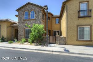 3923 E Cat Balue Dr, Phoenix, AZ 85050 photo 3