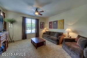 3923 E Cat Balue Dr, Phoenix, AZ 85050 photo 9
