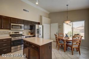 3336 E San Remo Ave, Gilbert, AZ 85234 photo 1