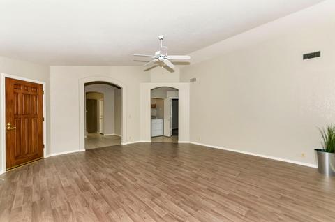 4344 E Siesta Ln, Phoenix, AZ 85050 photo 5