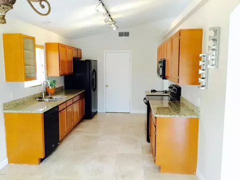 3413 E Oraibi Dr, Phoenix, AZ 85050 photo 10