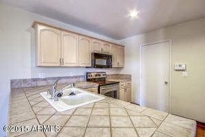 4801 E Abraham Ln, Phoenix, AZ 85054 photo 11